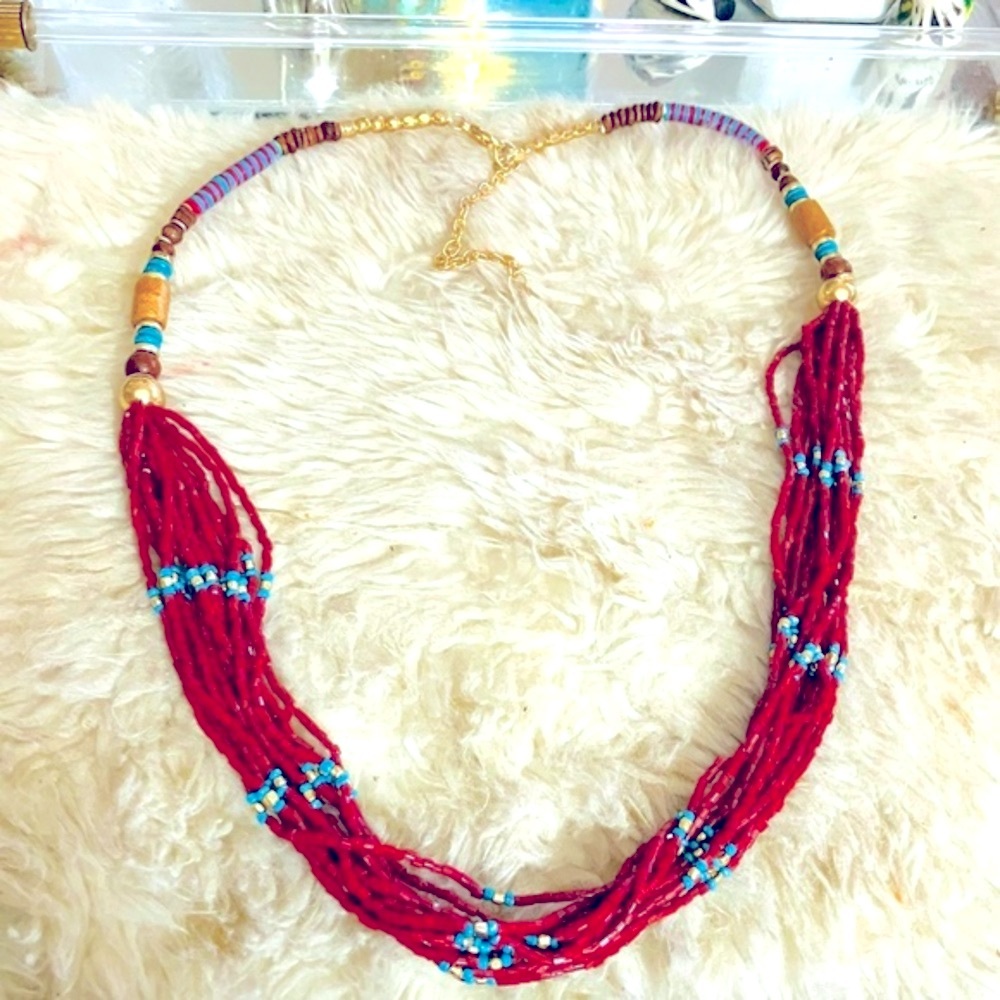 Signed C1946 Vintage Red Native American Style Seed Bead Necklace